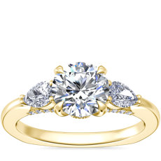 18k 黃金Bella Vaughan 梨形三石訂婚戒指（3/8 克拉總重量）